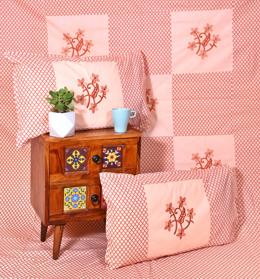 DOOMYDECOR Peach Orange Floral Elegance Bedsheet with 2 Pillow Covers